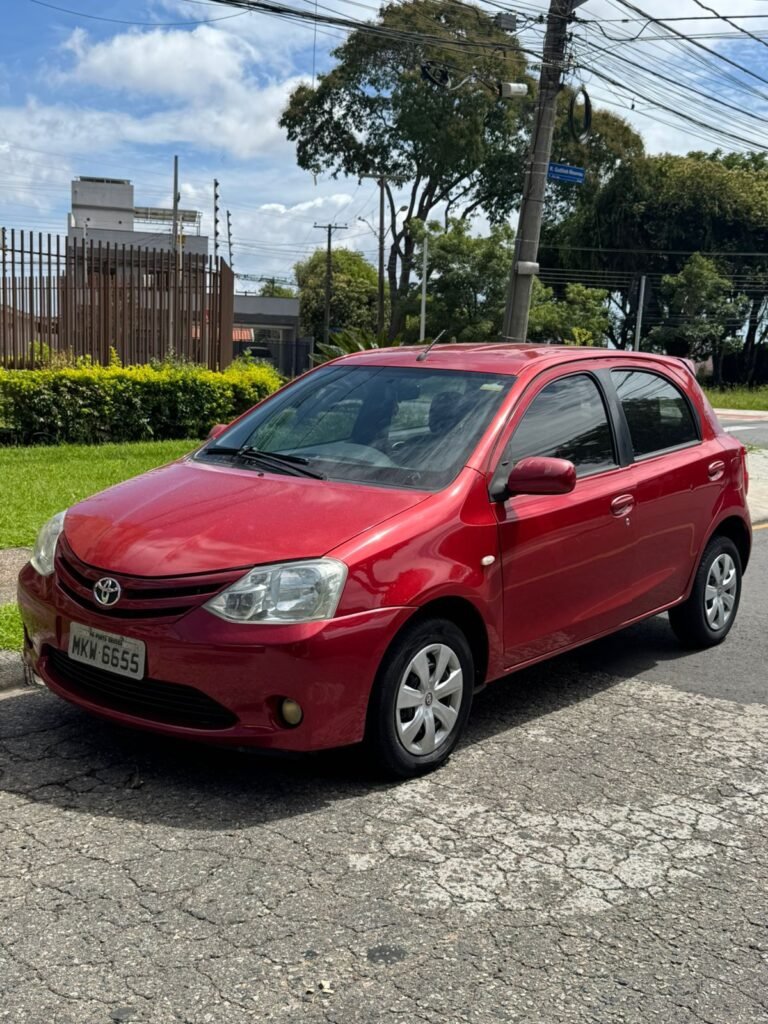 ETIOS XS 1.3 FLEX 2013
