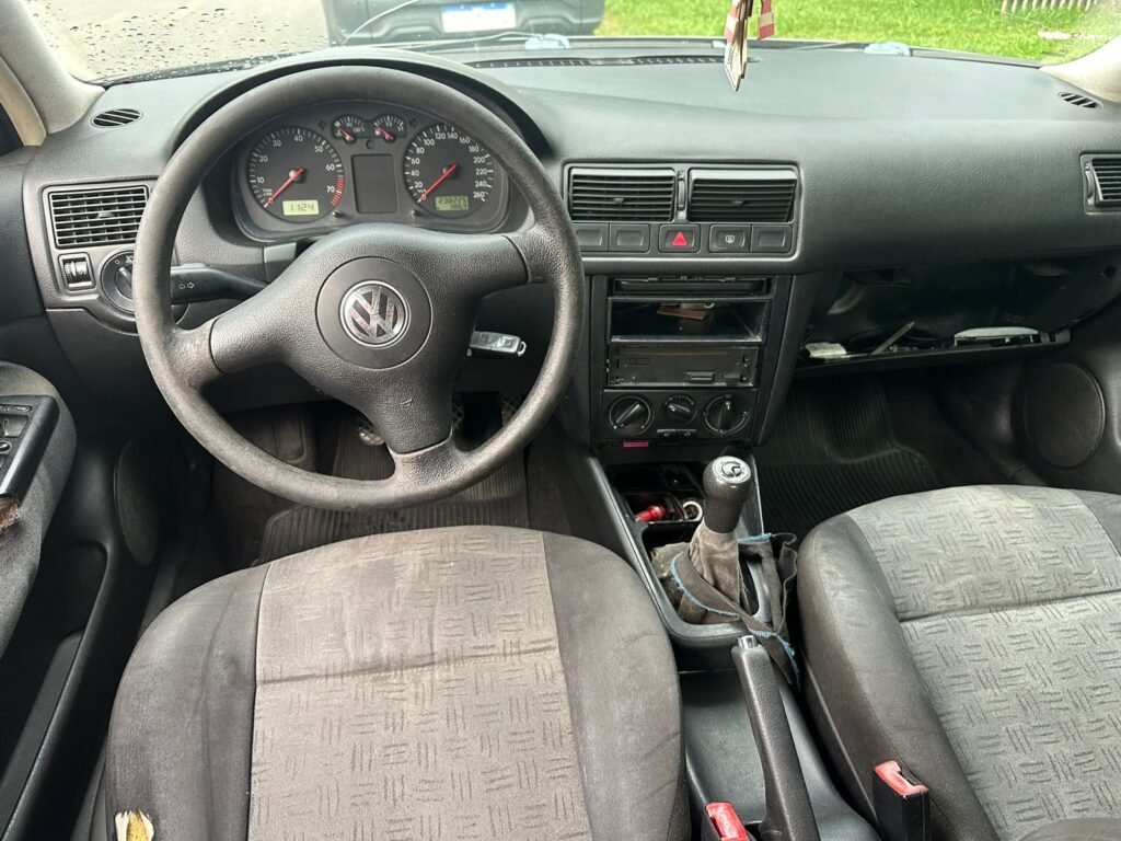 GOLF 1.6 2003 motor nacional