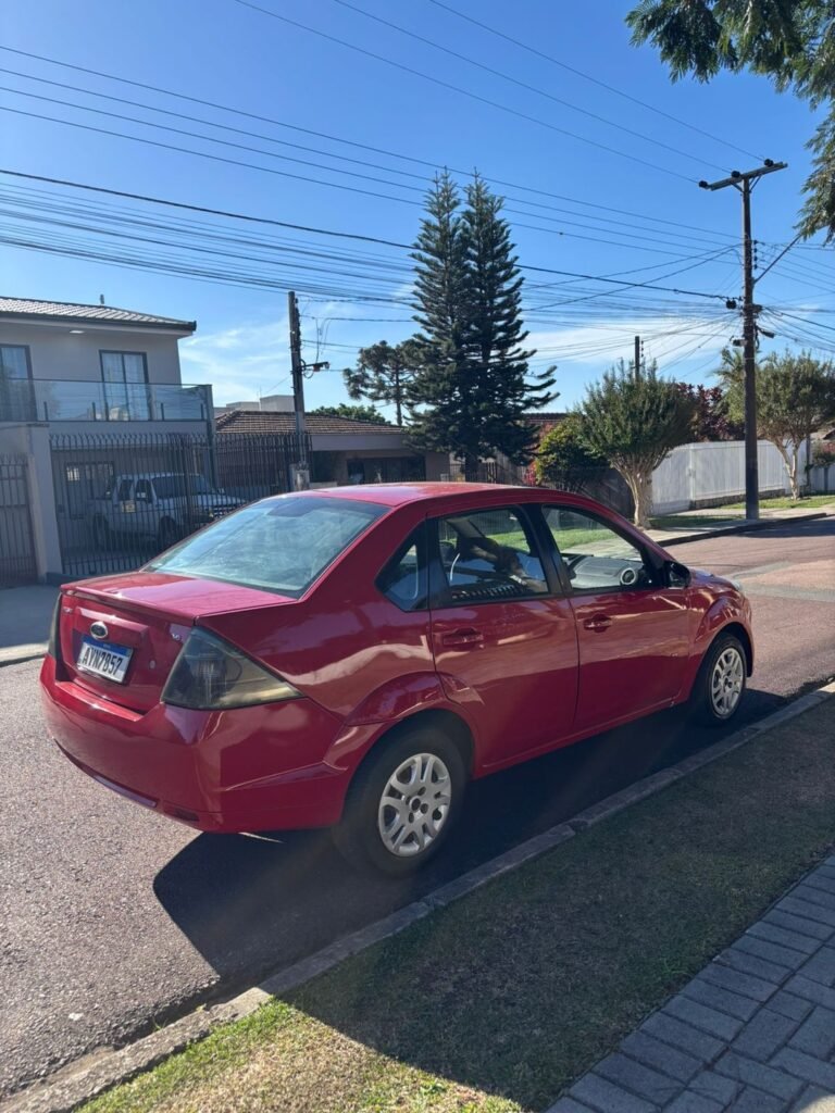 *FIESTA SEDAN 1.6 2014*