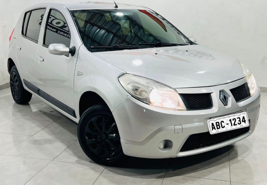 Sandero 2011